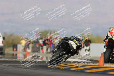 media/Oct-29-2022-CVMA (Sat) [[14c0aa3b66]]/Race 8 Supersport Middleweight/Folder 2/